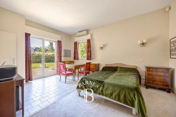 Saint-Cloud, Appartement 3 Chambres -  140 m² à vendre