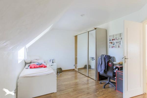 Maison à vendre 263 300 € Mantes-la-Ville 5 p 104 m² DPE D