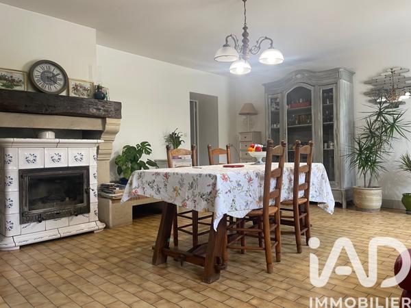 Maison à vendre 9 pièces 222 m² Lamothe-Montravel