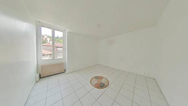 Appartement 3 pièces                                        - 42800 Rive-de-Gier Réf : 11772