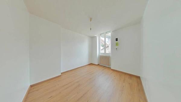Appartement 3 pièces                                        - 42800 Rive-de-Gier Réf : 11772