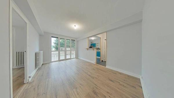 Appartement 2 pièces                                        - 42100 Saint-Étienne Réf : 12564