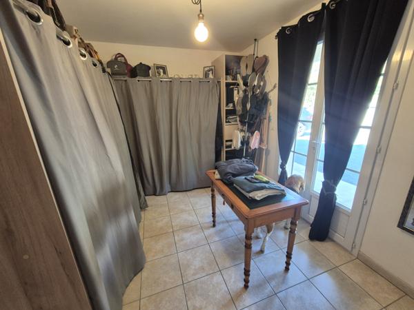 Maison 8 pièce(s) 6 chambre(s) 171 m²