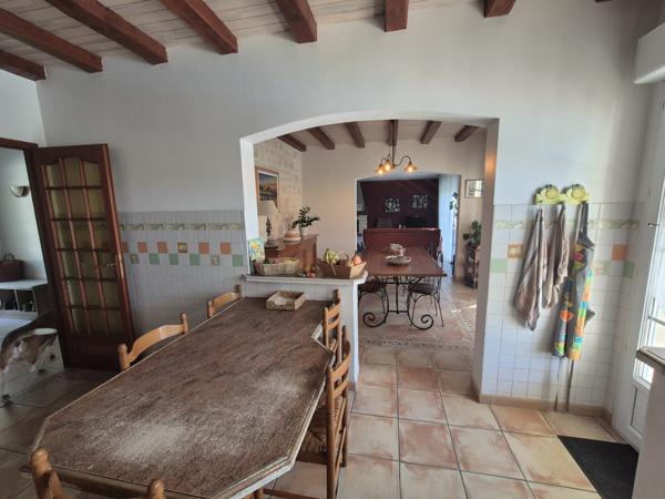 Maison 8 pièce(s) 6 chambre(s) 171 m²