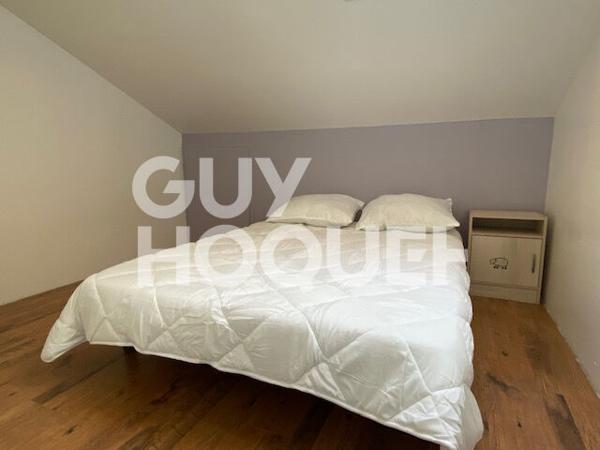 Petite maison mitoyenne de type T2 meublée