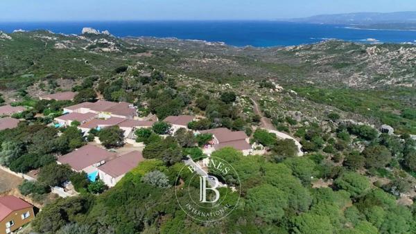 Bonifacio, Entreprise  29 503 m² à vendre