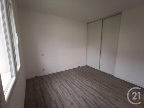 Maison à vendre  8 pièces - 181,34 m2 CHATELLERAULT - 86