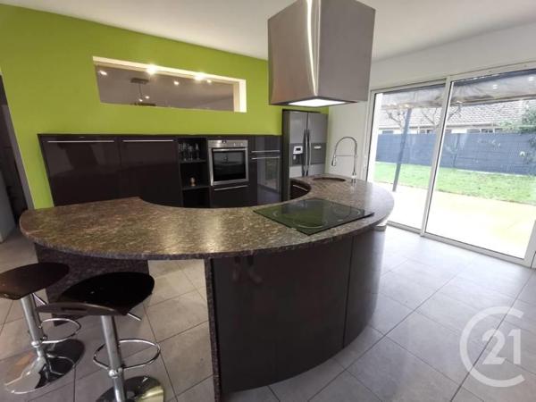 Maison à vendre  8 pièces - 181,34 m2 CHATELLERAULT - 86