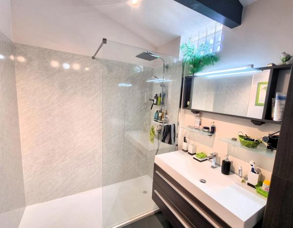 DOLUS D'OLERON (17), Superbe demeure contemporaine 11 pièces 236m² dont 191m² habitable terrain clos murs 677m²