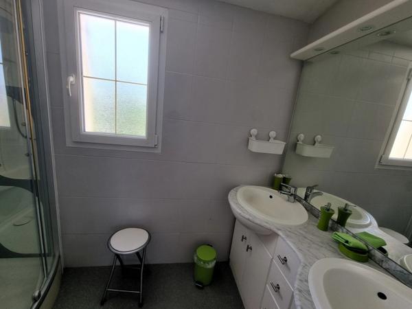 DOLUS D'OLERON (17), Superbe demeure contemporaine 11 pièces 236m² dont 191m² habitable terrain clos murs 677m²