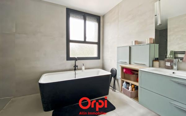 Maison à vendre    6 pièces • 177 m2 Prémilhat
