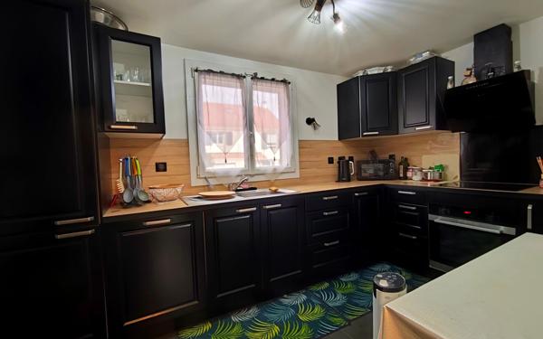 Maison à vendre    4 pièces • 78,74 m2 Aubergenville