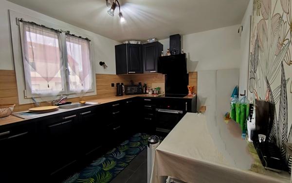 Maison à vendre    4 pièces • 78,74 m2 Aubergenville