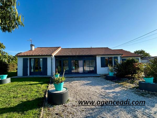 Maison Fressines 6 pièce(s) 128.50 m2, Fressines 79370