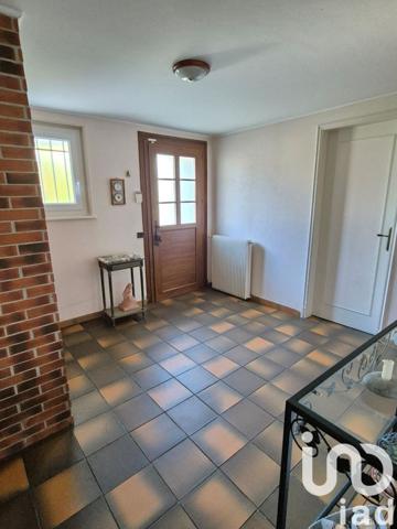 Maison 4 pièces de 111 m² à Aussillon (81200)