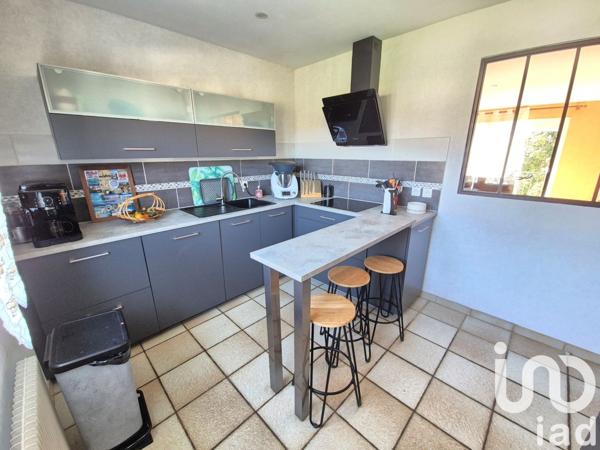 Maison 4 pièces de 111 m² à Aussillon (81200)