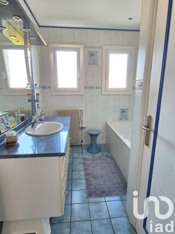 Maison 4 pièces de 111 m² à Aussillon (81200)