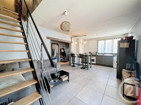 Maison à vendre  4 pièces - 71,96 m2 RIOM - 63