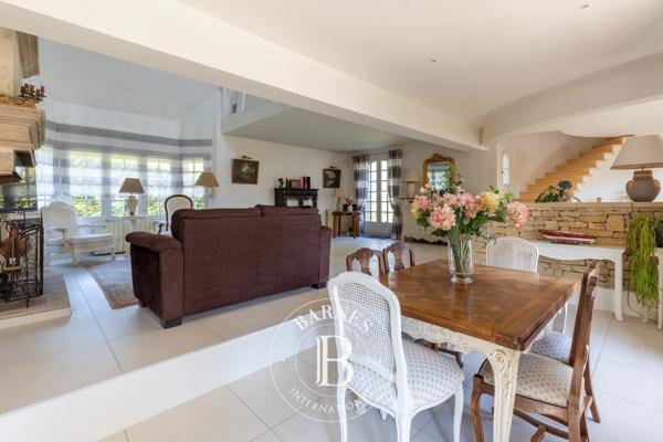 Orgeval, Maison 5 Chambres -  232 m² à vendre