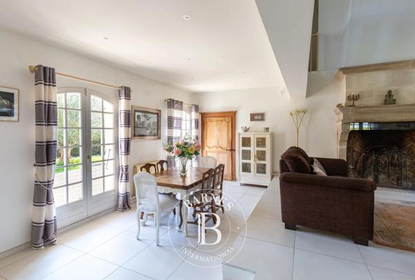 Orgeval, Maison 5 Chambres -  232 m² à vendre