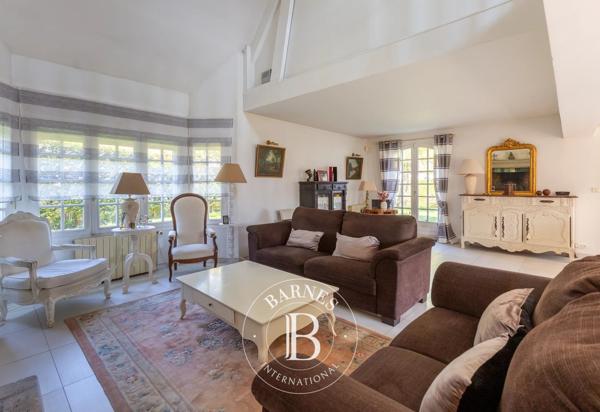 Orgeval, Maison 5 Chambres -  232 m² à vendre