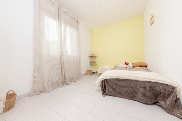 Maison Vaires Sur Marne 5 pièce(s) 147 m2