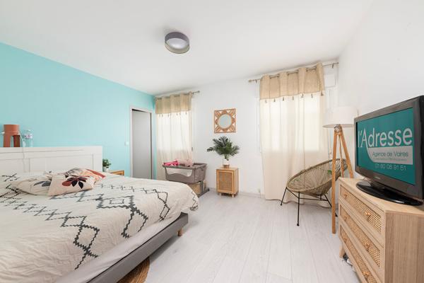 Maison Vaires Sur Marne 5 pièce(s) 147 m2
