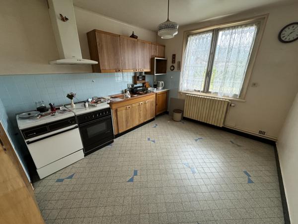 Maison individuelle - 125,47 m2 habitable + 75 m2 de sous-so