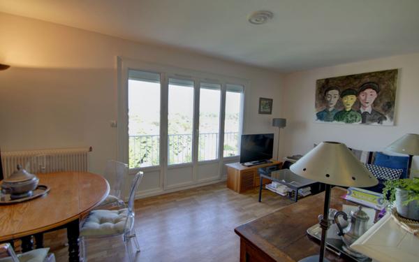 Appartement à vendre    3 pièces • 60,54 m2 Orléans