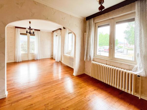 Maison traditionnelle 83m2 T4 sur sous-sol