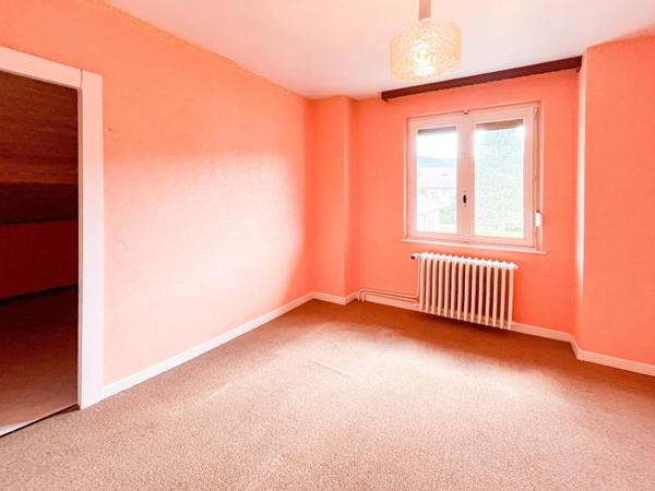 Maison traditionnelle 83m2 T4 sur sous-sol