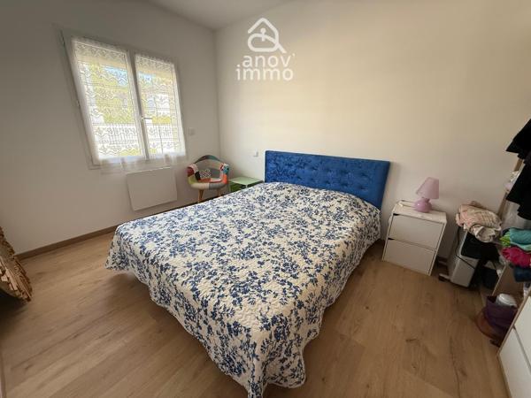 Maison
                                                                                                                                                                                                                                                                                                                        5 pièce(s)                                                                                                                                                                                                          3 chambre(s)                                                                                                                                                                                                          98  m²
