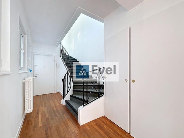 À louer appartement entièrement rénové 5 pièces au centre-ville de Saint-Avold