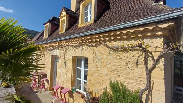 Maison à vendre 6 pièces LE BUGUE (24)