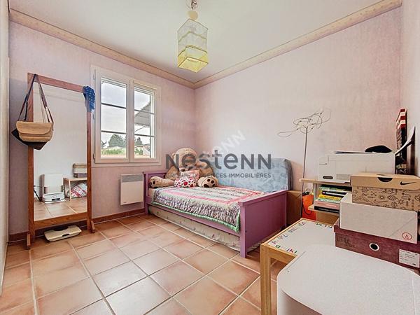 Maison Vacqueyras 6 pièce(s) 143 m2 Terrain - Piscine - Garages