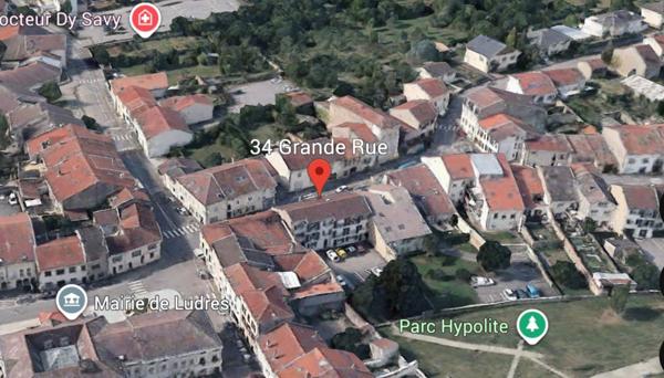 Local commercial  - LUDRES - 40 m2