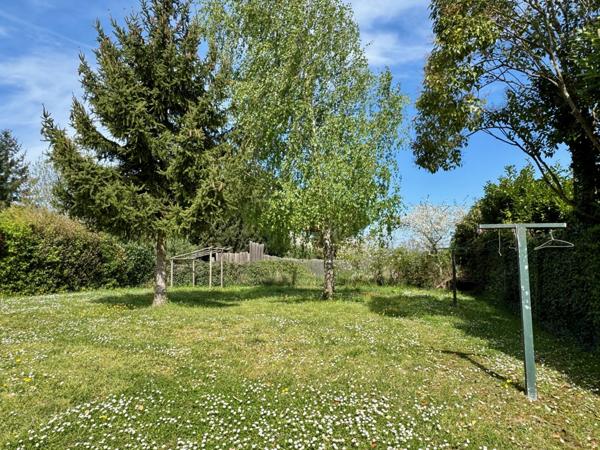 À vendre - Maison individuelle, 4 pièces située à Montlouis-sur-Loire (37270)