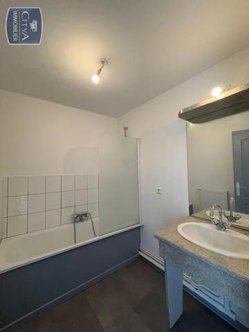 Appartement à louer 3 pièces 46.1m² Épinal (88000)