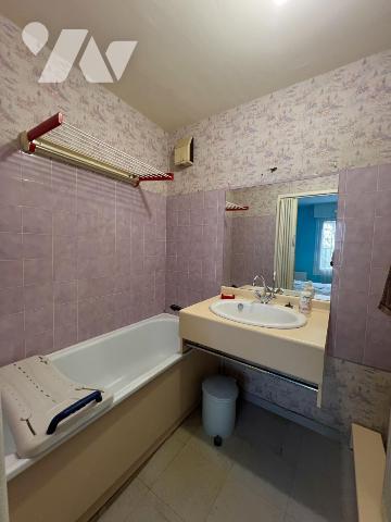 APPARTEMENT AVEC GARAGE AU CALME - 1ER ETAGE