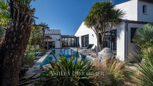 A VENDRE MAISON VUE MER PANORAMIQUE - LA ROCHELLE