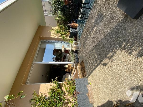 ETAPLES CENTRE VILLE 
Appartement rez-de-chaussée 70 m2  2 chambres avec terrasse  + parking