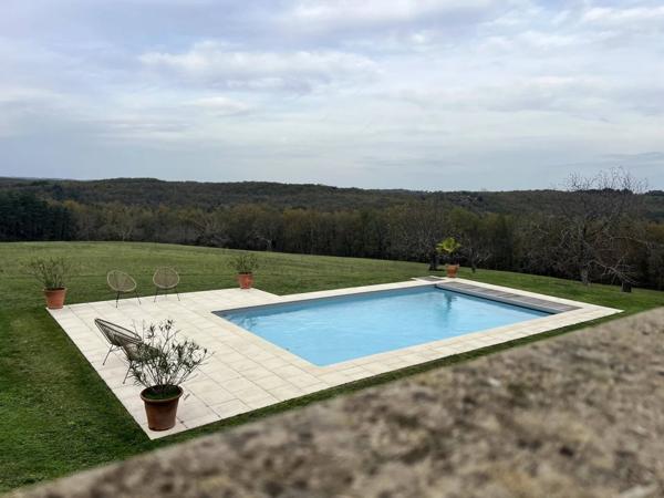 Propriété d’Exception – Domaine Privé de 27 Hectares en Position Dominante – Périgord Noir