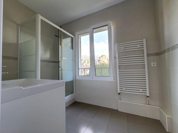 Vente Maison123,23 m² - 6 Pièces - LAGNY SUR MARNE (77400)