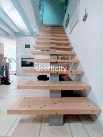 Maison 8 pièces - 180 m²