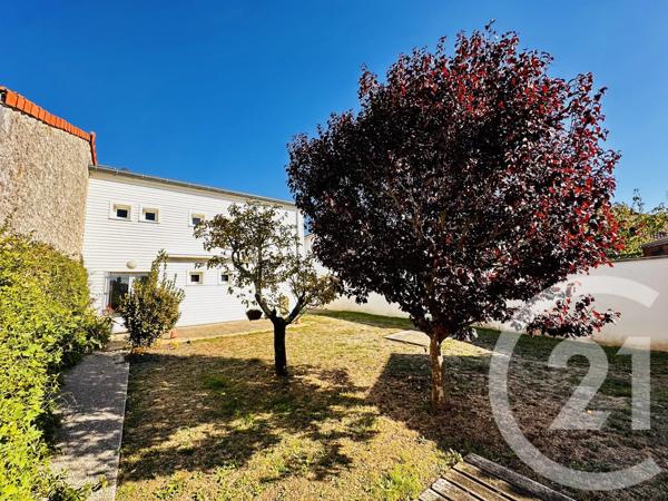 Maison à vendre  5 pièces - 82 m 2   FOURAS  - 17