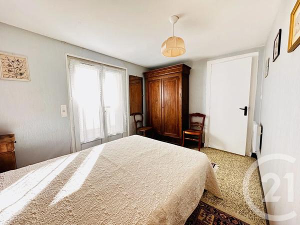 Maison à vendre  5 pièces - 82 m 2   FOURAS  - 17