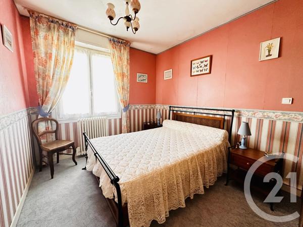 Maison à vendre  5 pièces - 82 m 2   FOURAS  - 17