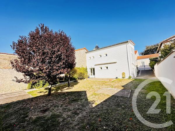 Maison à vendre  5 pièces - 82 m 2   FOURAS  - 17
