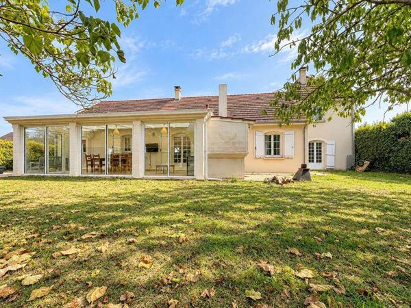 Maison à vendre 182 000 € Dun-sur-Auron 7 p 165 m² DPE D