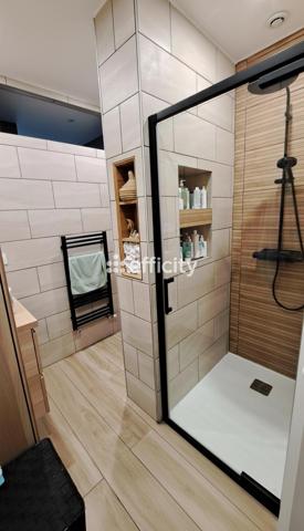 Maison 7 pièces - 187 m² Exclusivité efficity